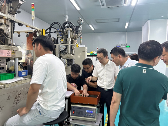 Visit the injection molding workshop